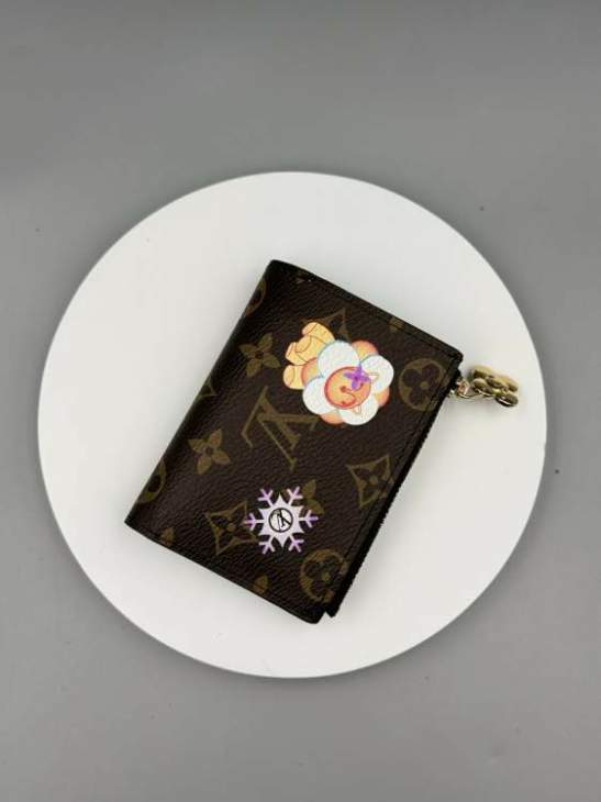 Picture of Louis Vuitton Wallets _SKUfw214745837fw